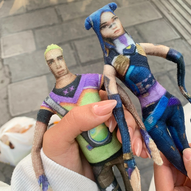 Muñeco de Cosplay de 28 cm del - Gaming Accessories Toys reseña y precio